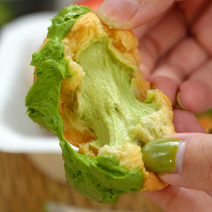 Matcha Cream Puff